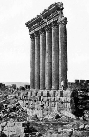 remaining columns of wall at Ba'albak
