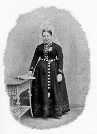 woman's portrait, standing